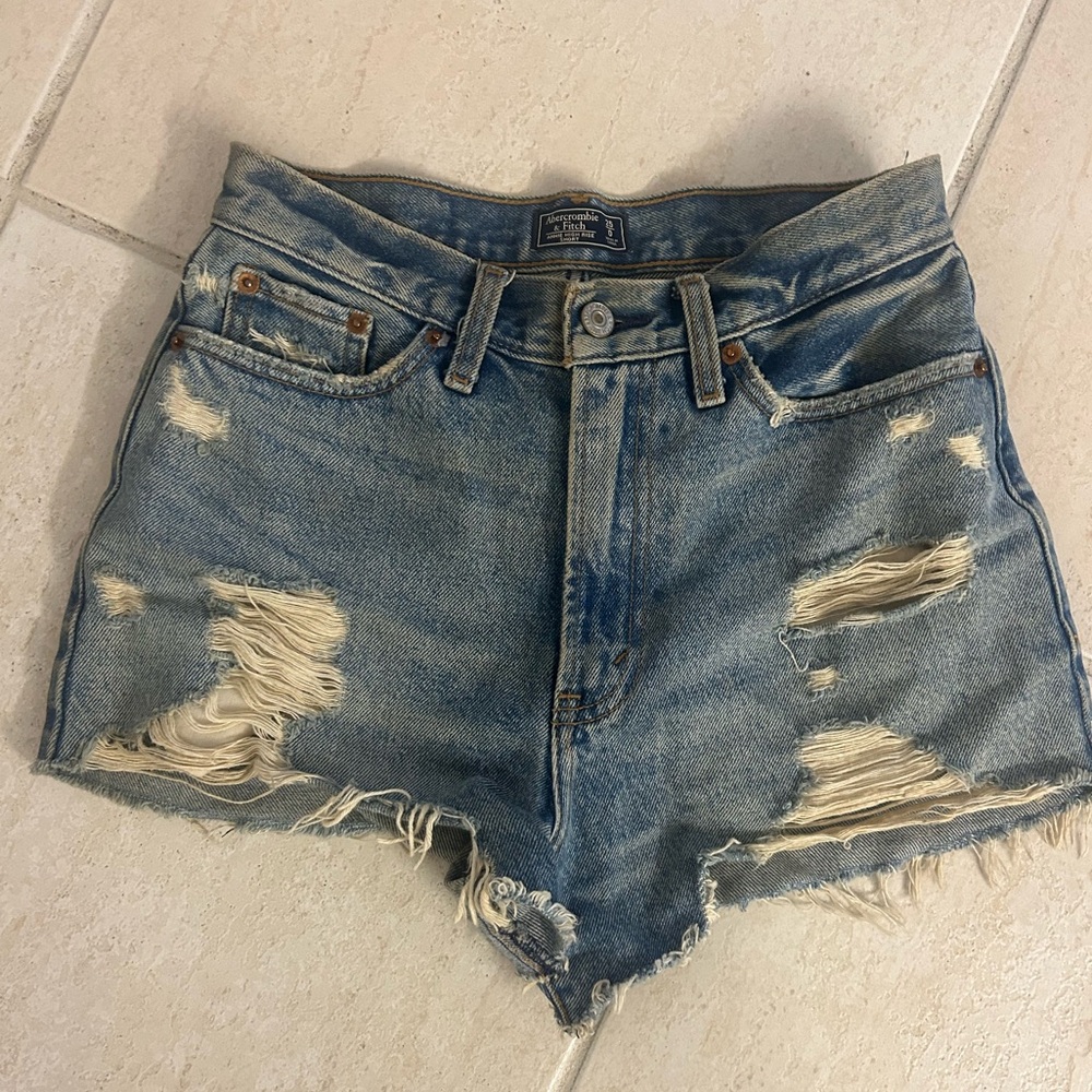 Abercrombie denim shorts size 0/25